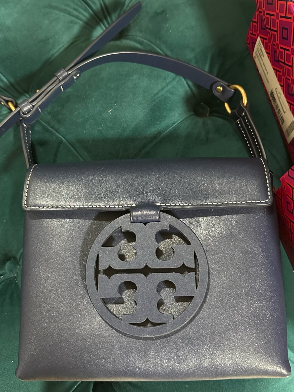 Tory Burch Navy Leather Crossbody with Logo Medallion - Picture 5 of 6